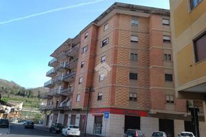 4 LOCALI A ATRIPALDA