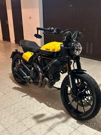 Ducati scrambler 800 full throttle