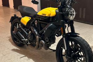 Ducati scrambler 800 full throttle