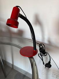 Lampada da tavolo vintage anni '70 rossa