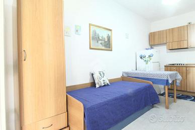 2 LOCALI A ISOLA DI CAPO RIZZUTO