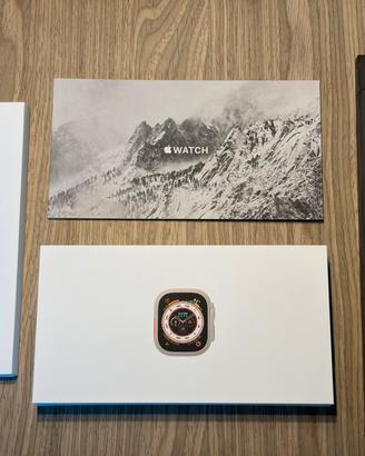 Apple Watch Ultra 1 Titanium 49 + 1 Cinturino Nike