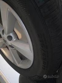 4 cerchi del 17  più  4 gomme