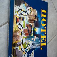 Hotel 2004 
