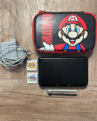 Nintendo 3DS XL Nero + Custodia Mario + 2 giochi