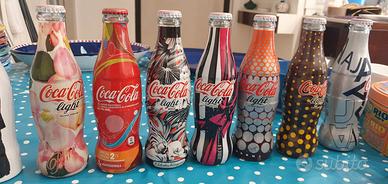 Bottiglie Coca Cola piene