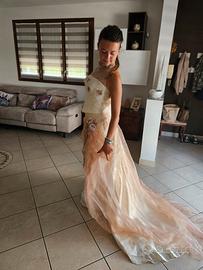 Vestito da sposa fatto a mano in seta