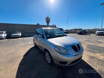 Lancia Ypsilon 1.2 Argento 60cv