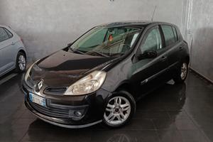 Renault Clio 1.2 BENZINA