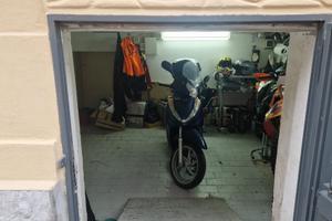 Garage Moto/Scooter Messina zona Duomo