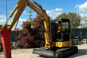 E181 Escavatore 50 q Case