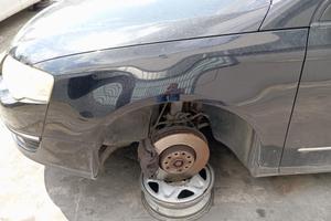 Parafango anteriore sx Volkswagen Passat anno 2007
