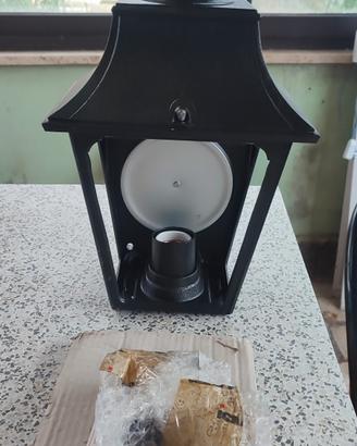 lampada applique da esterno NUOVA 