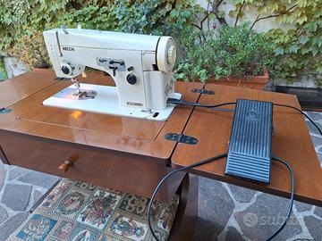 Macchina da Cucire Necchi Elettrica, Buono stato