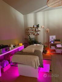 Lettino per estetiste e massaggi