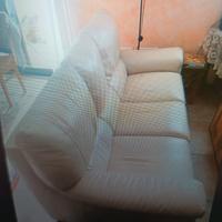 DIVANO IN PELLE NATUZZI