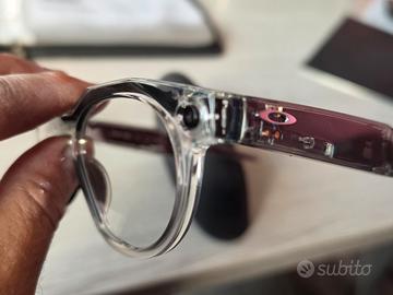 Occhiali Meta Oakley HSTN