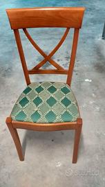Sedie in legno con seduta in tessuto