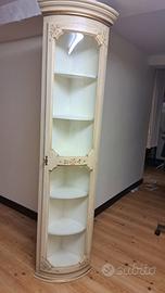 vetrinetta ad angolo