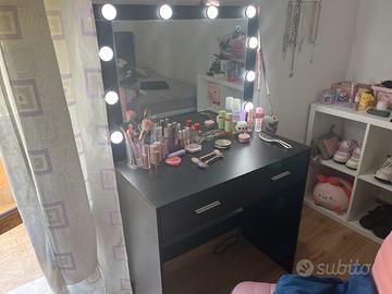 specchiera a luci led