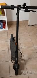 monopattino elettrico  xiaomi