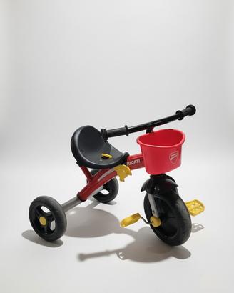 Triciclo chicco Ducati