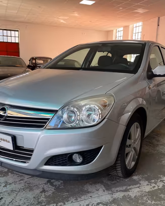 Opel Astra 1.6 16V VVT 5 porte Enjoy UNICO PROPRIE