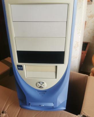 Tastiera PC per prestazioni elevate + Case PC Fiss