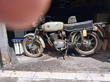 Moto Gilera 124 5v.