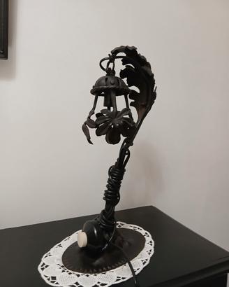 Lampada da tavolo Liberty primi 900