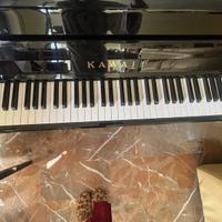 Pianoforte verticale kawai