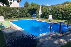 Anzio villa con piscina