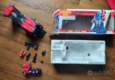 POWERED CONVOY Gig Takara TRASFORMER