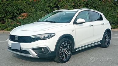 Fiat Tipo Cross 1.6 Mjt 130cv 5 porte Euro 6d-Temp