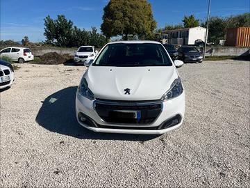 Peugeot 208 BENZINA AUTOMATICA PureTech 82 5 porte