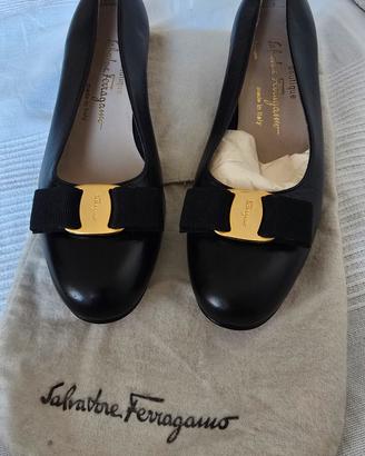 Décolleté Ferragamo Vara