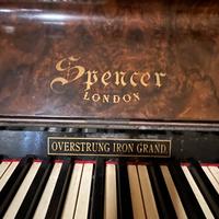 Pianoforte verticale