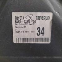 58570-02240  INTERNO BAULE Toyota Auris SW e18