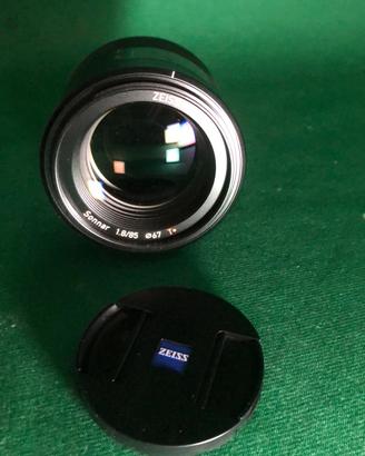 Obiettivo zeiss  Sonnar 85 mm f  1.8  + adattatore