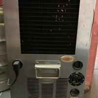 Refrigeratore per erogazione