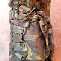 Zaino + zainetto tattico.