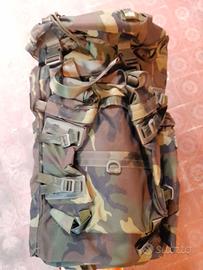 Zaino + zainetto tattico.