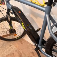 Mountain bike rockrider est-100 come nuova.