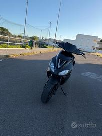 aprilia sr factory