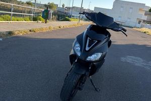 aprilia sr factory