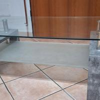Tavolino in vetro