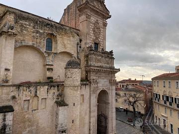 Sassari quadrilocale via Al Duomo 11