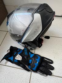Casco e guanti BMW