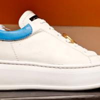 scarpe sneakers via Roma 