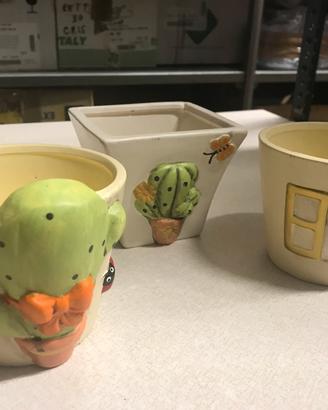3 Vasetti per piantine decorati